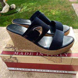 NAVY Wedge Sandals by Tuscany by Easy Street 9W